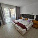 Mirage Family Szálloda *