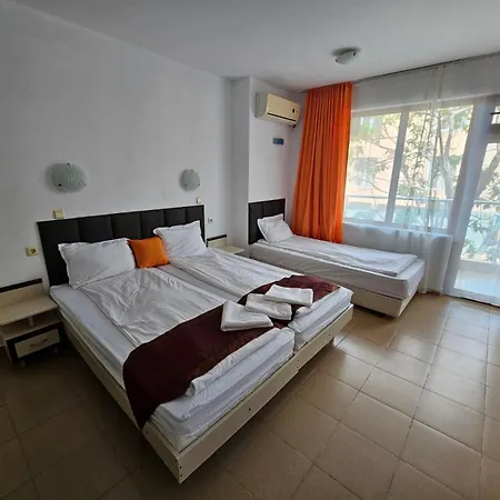 Otel Mirage Family *