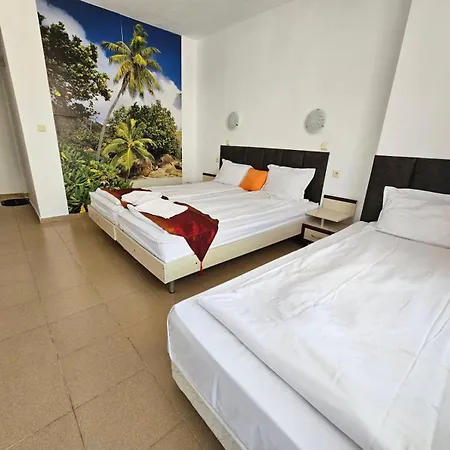 Mirage Family Otel